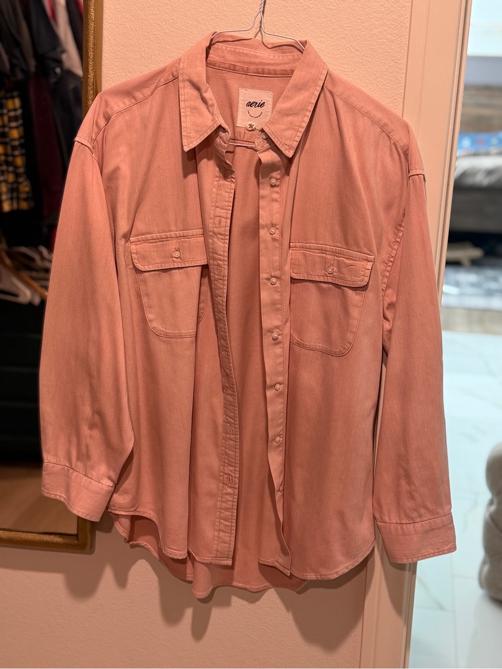Aerie Blush Pink Collared Button-Down Shirt Like New M oversized